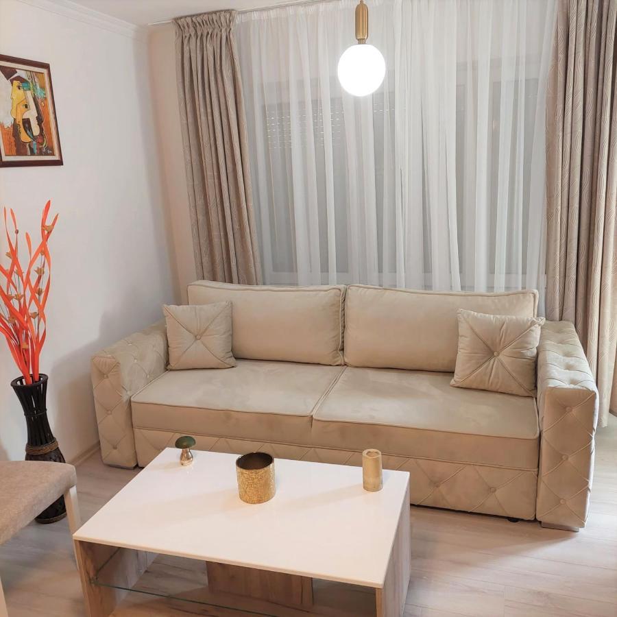 City Lux Square Apartments Skopje Exterior foto
