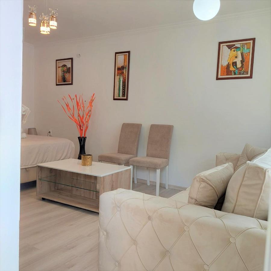 City Lux Square Apartments Skopje Exterior foto
